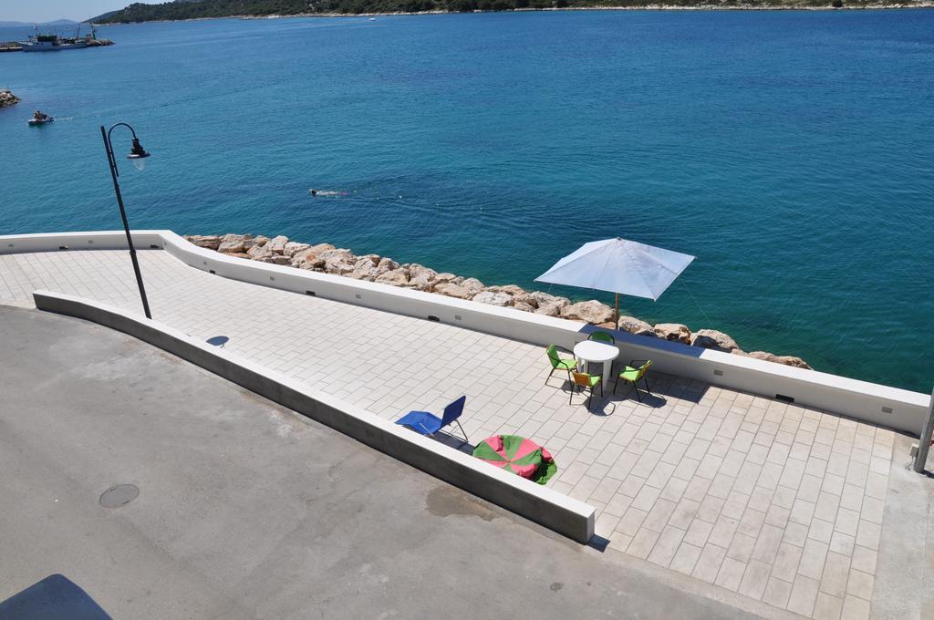 Apartment Ruzica Tribunj  Bilik gambar